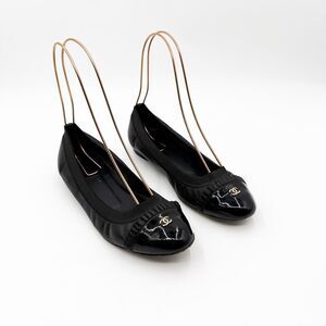 Chanel CC Cap Toe Ballet Flats Black Leather EU 37 US 6-6.5